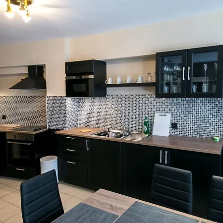 Renovated In Center Anversa