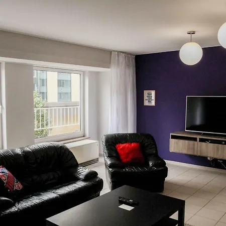 Apartment Renovated In Center Antwerp