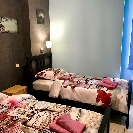 Renovated In Center Apartment